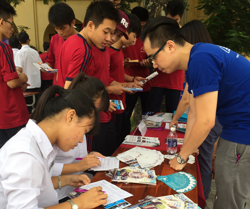blog Image Capstone Vietnam and Study in the USA Magazine in Haiphong!